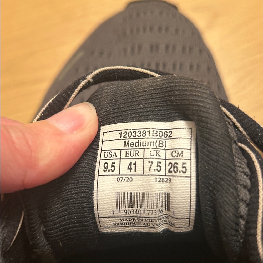 Brooks Ghost 13 Black and Pink Athletic Shoes 9.5 - Picture 12 of 12